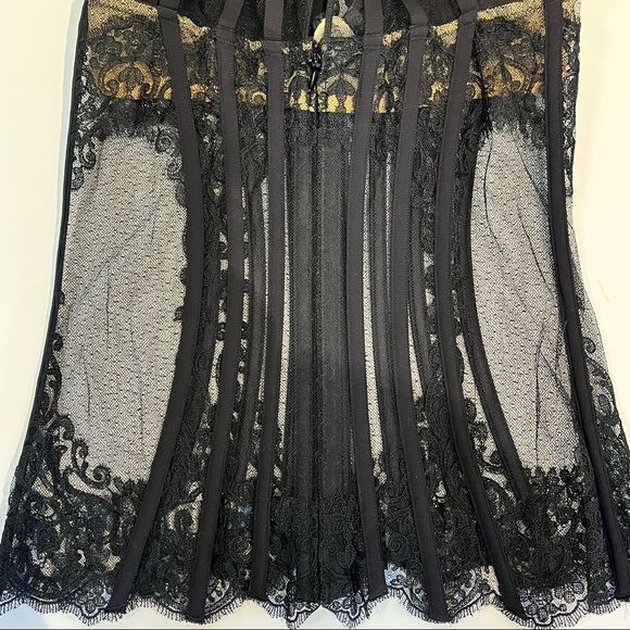 La Perla NWT black satin and lace corset - Picture 3 of 9